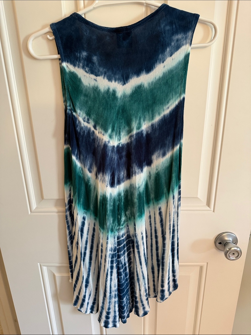 Tie-Dye Embellished Tank Top - Blue/Green - Picture 4 of 5